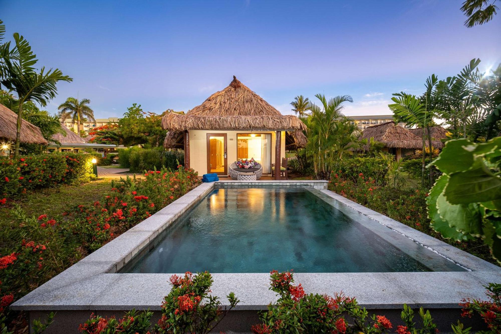 Outrigger Fiji Beach Resort Korotogo Exterior photo