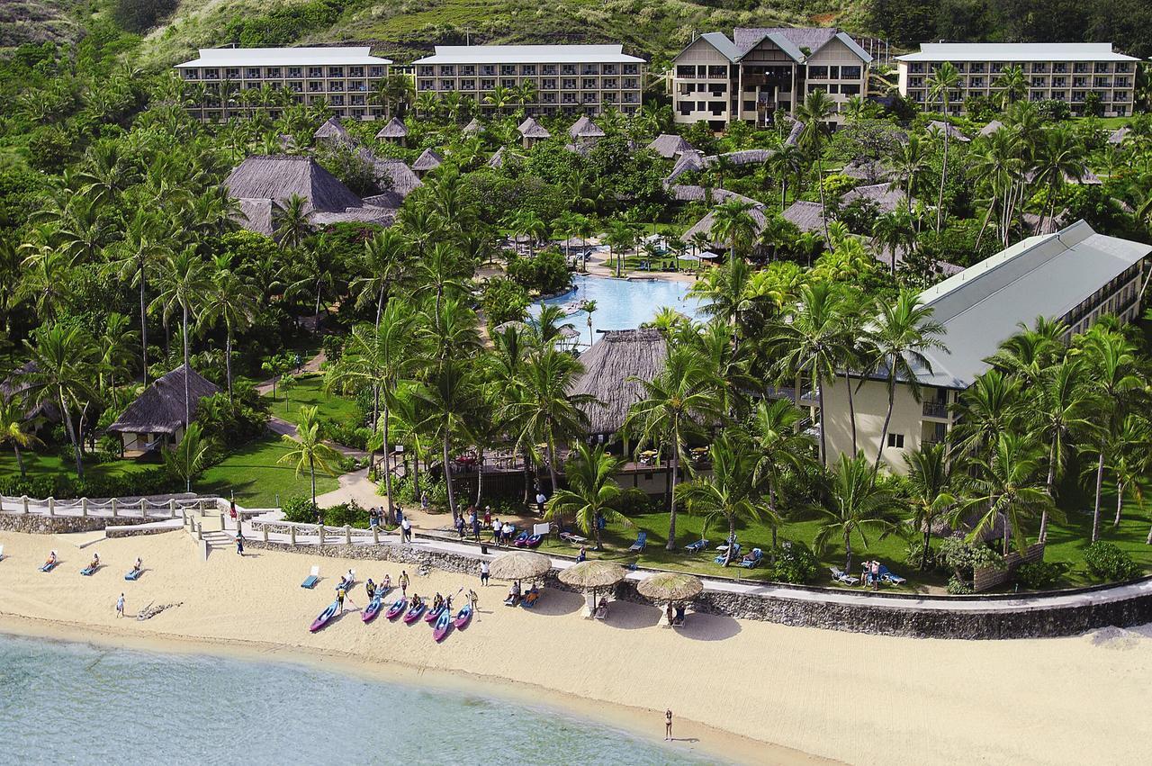 Outrigger Fiji Beach Resort Korotogo Exterior photo The Sheraton Resort Fiji
